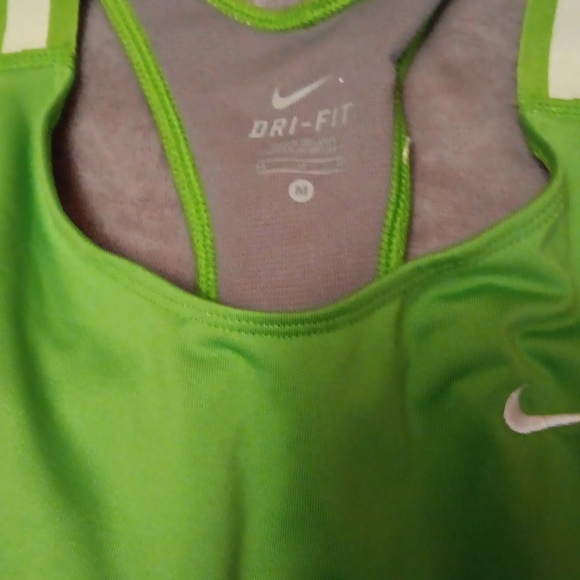 Nike Tank Top - Picture 2 of 13